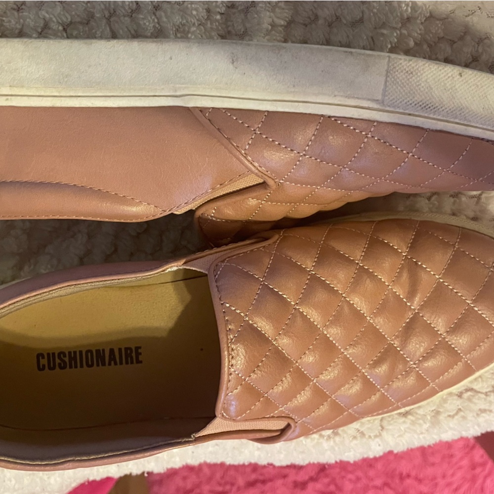 Cushimaire light pink slip on shoes